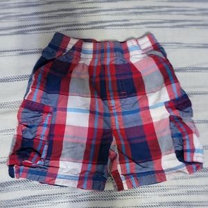 Garanimals shorts size 18months